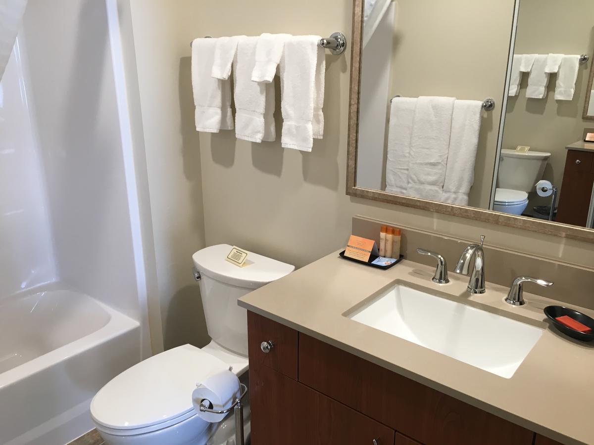 Aspen Suites Hotel Ситка Экстерьер фото